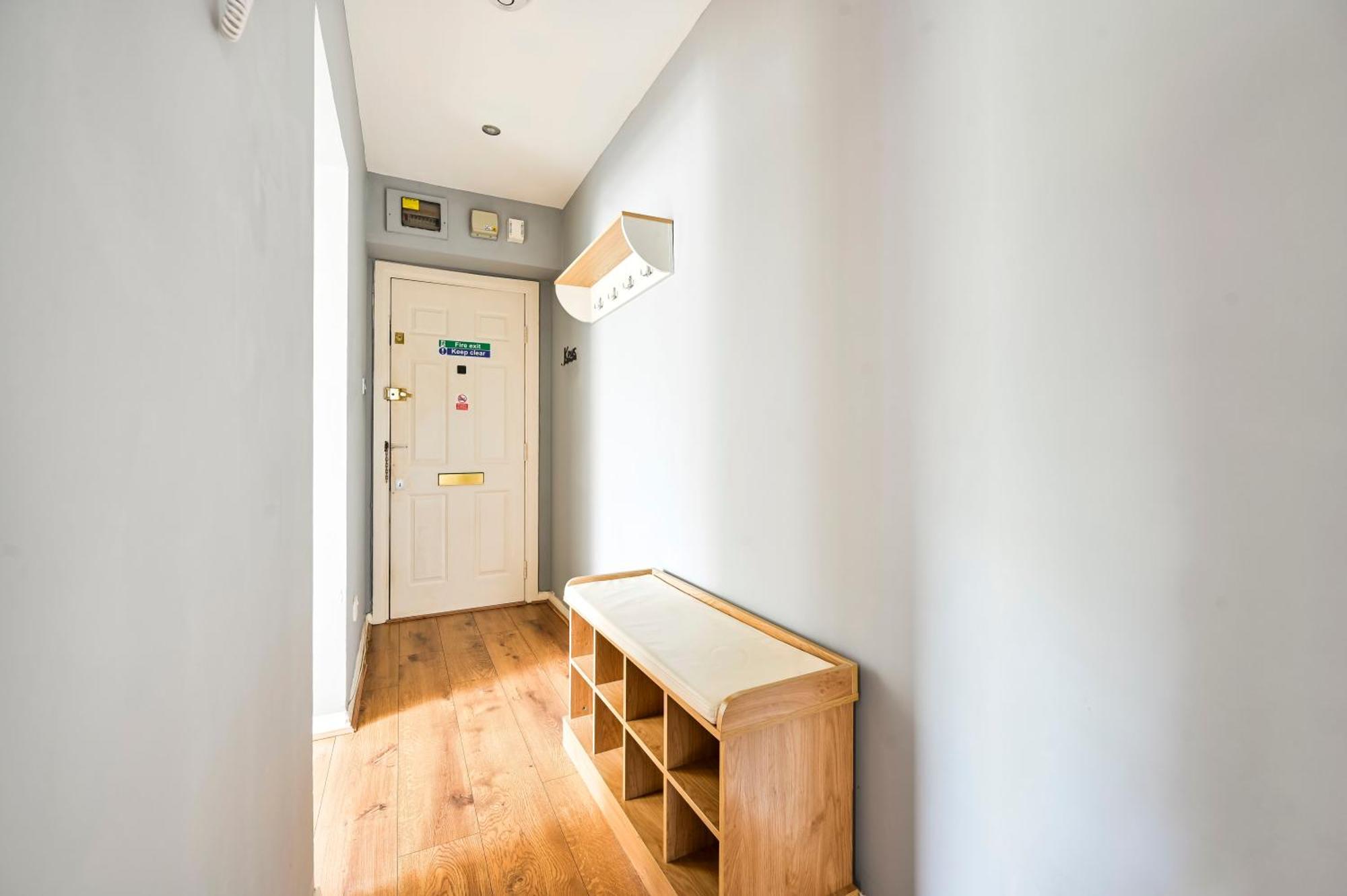 Cosy 1-Bed E15, Sleeps 4, 1 Min From Tube Station Near O2 Arena Daire Londra Dış mekan fotoğraf