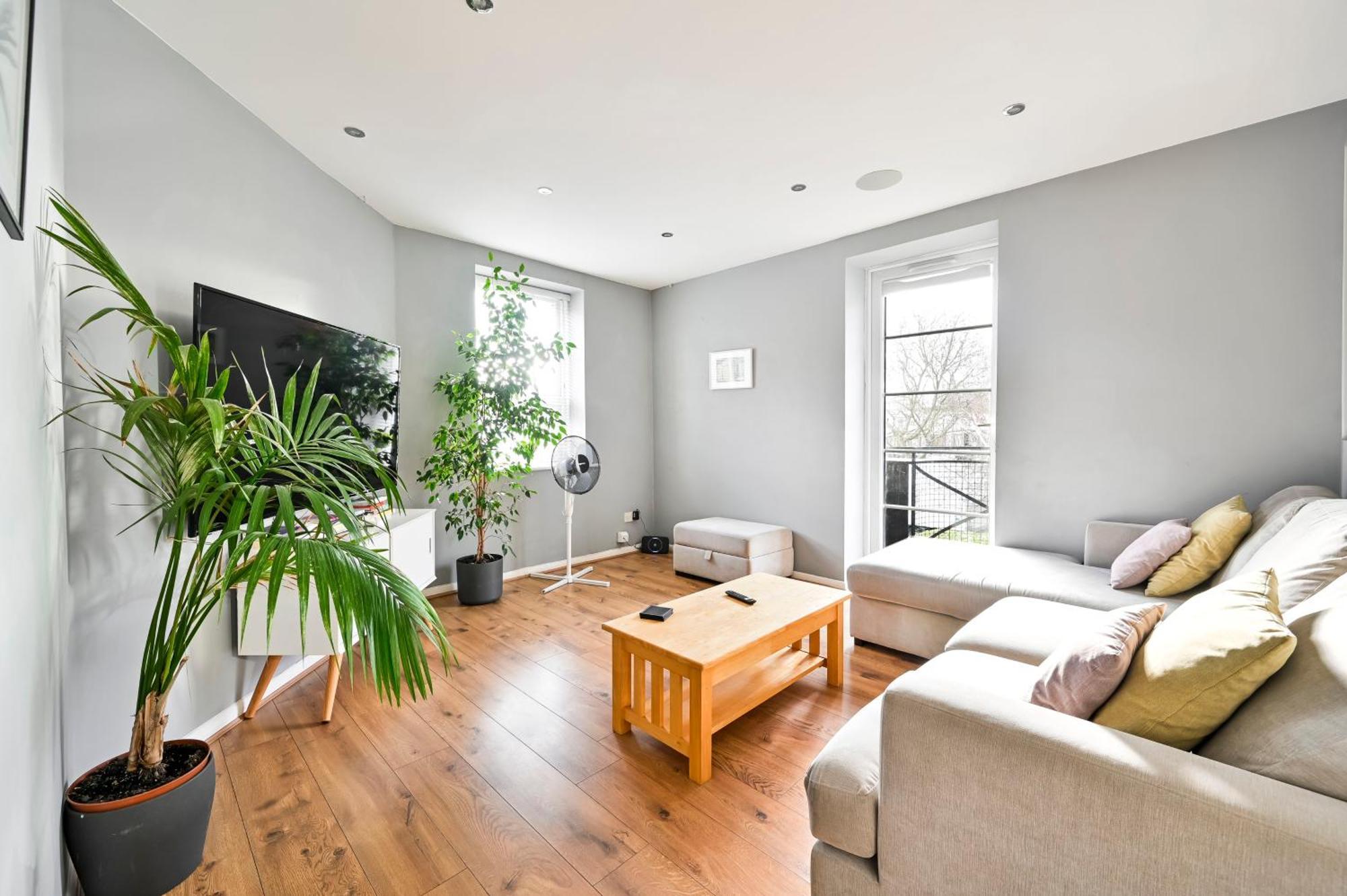 Cosy 1-Bed E15, Sleeps 4, 1 Min From Tube Station Near O2 Arena Daire Londra Dış mekan fotoğraf